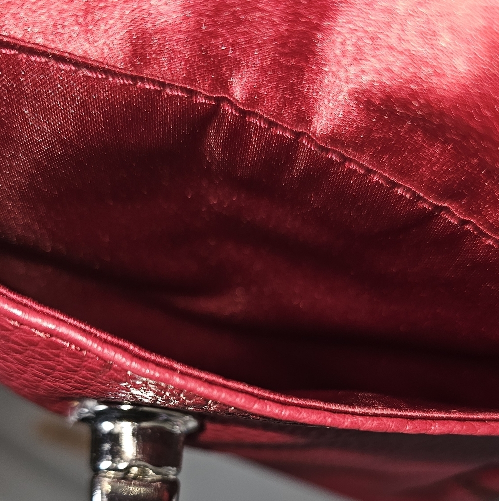 **SOLD** New Coach Red Leather Swing Back Crossbody NWT - Picture 2 of 9